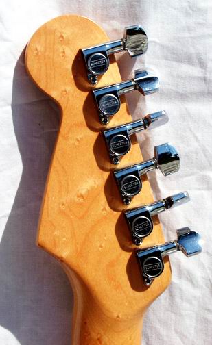 Super Stratocaster