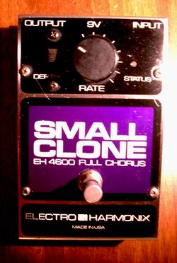 E.Harmonix Small Clone EH4600 FULL CHORUS - RARE! -