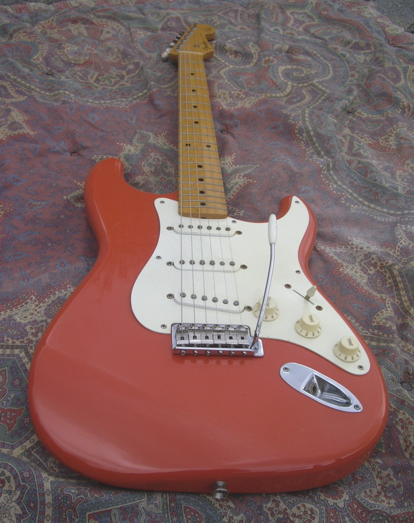 hank marvin stratocaster japan