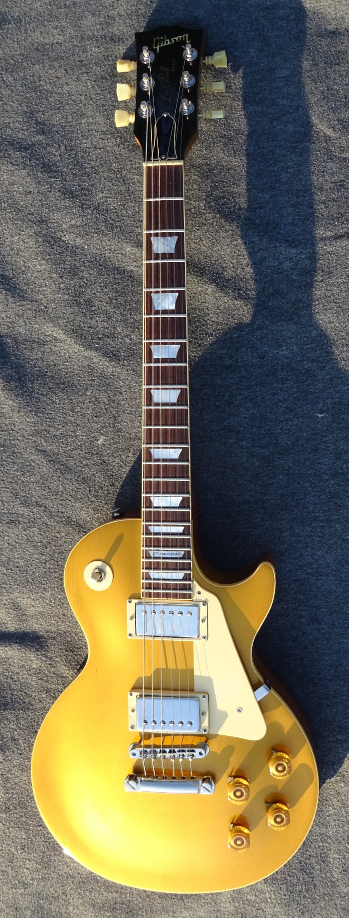 82 LES PAUL STANDARD GOLD TOP 30th Anniversary, Tim Shaw pickups